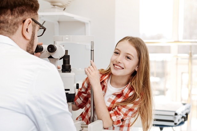 eye exams for contacts thumbnail young girl